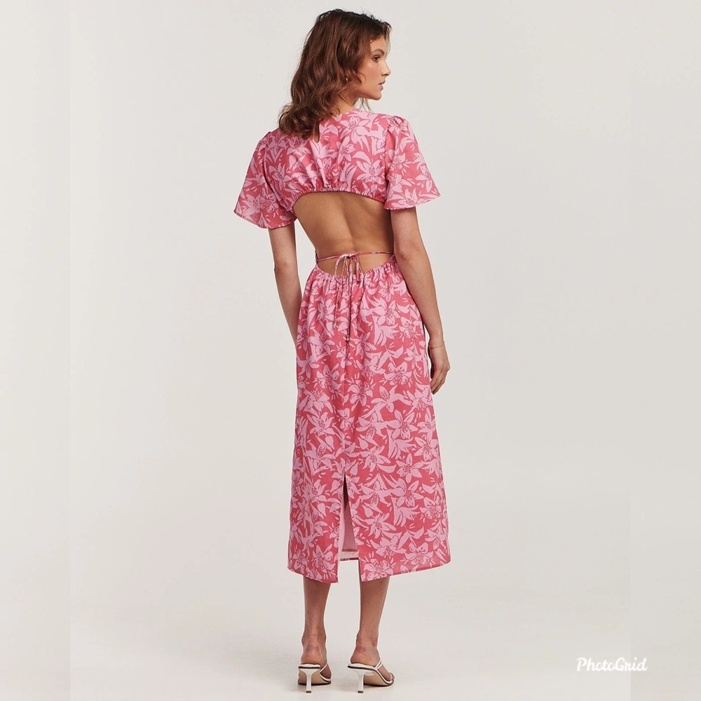 NEW Charlie Holiday "Harlow" Linen Floral Dress w/ Flutter Sleeves & Open Back - Picture 5 of 11